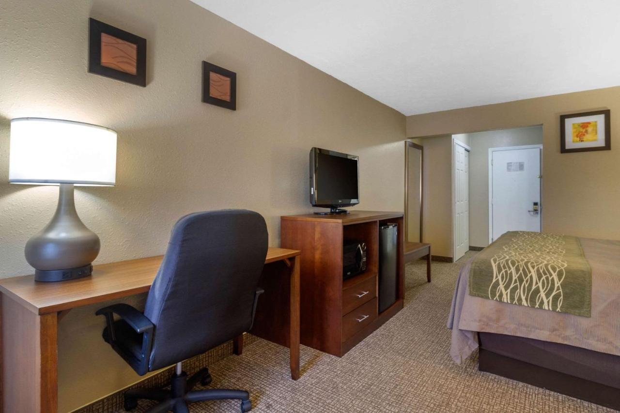 Comfort Inn Бристол Екстериор снимка